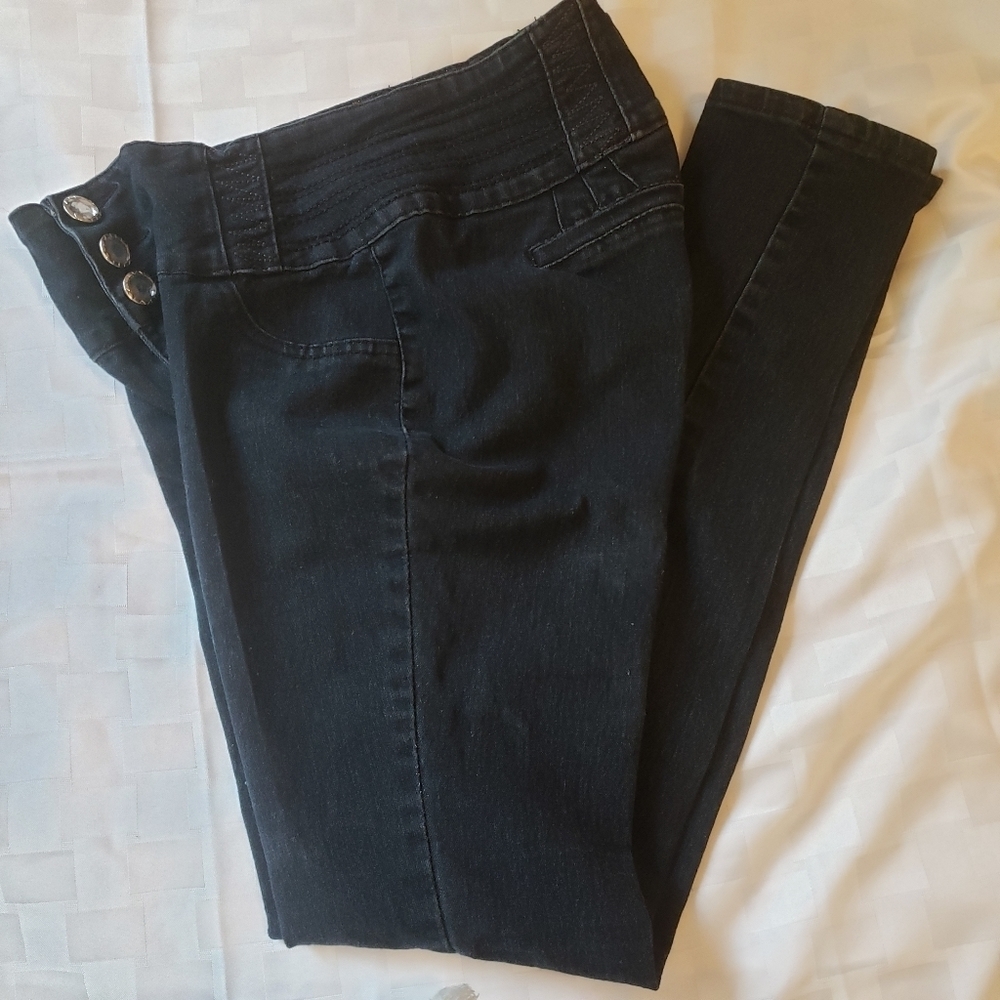 L'square Dark Wash Gem Button Wide Waistband Blue Women's Skinny Jeans. Size 9
